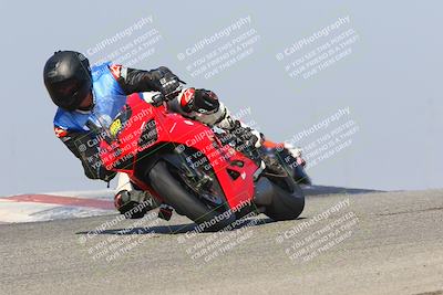 media/Feb-11-2022-TrackDaz (Fri) [[a06789d7ad]]/Group A/12pm (Outside Grapevine)/